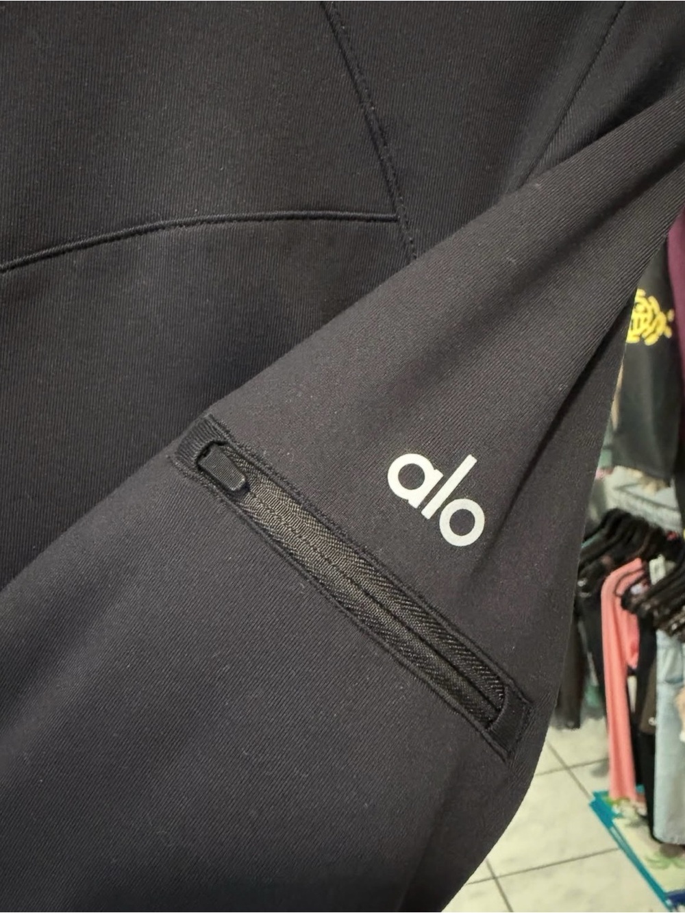 ALO jacket - Picture 4 of 5